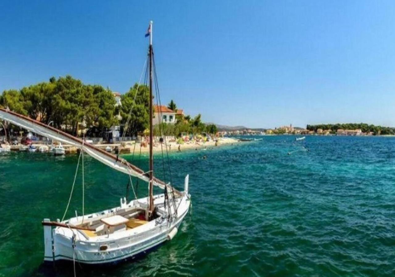 Luxury Beach Apartment W Sunset Sea Views Sibenik Exterior photo