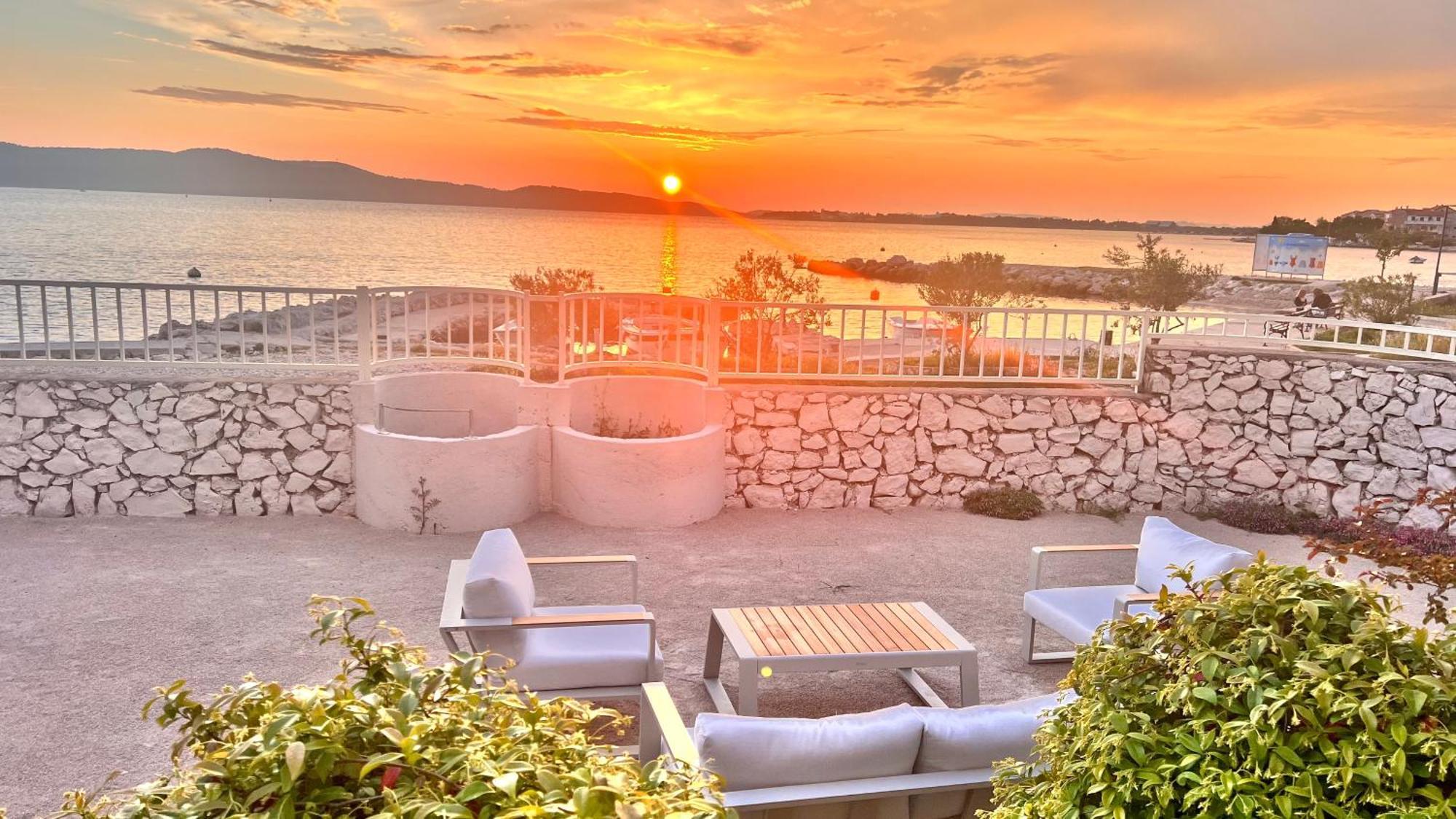 Luxury Beach Apartment W Sunset Sea Views Sibenik Exterior photo